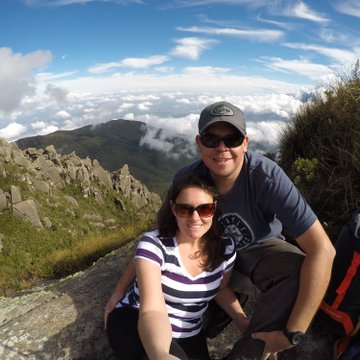 André E Marcela